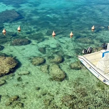 300 Passi Dal Mare, Casa Irma גאליפולי