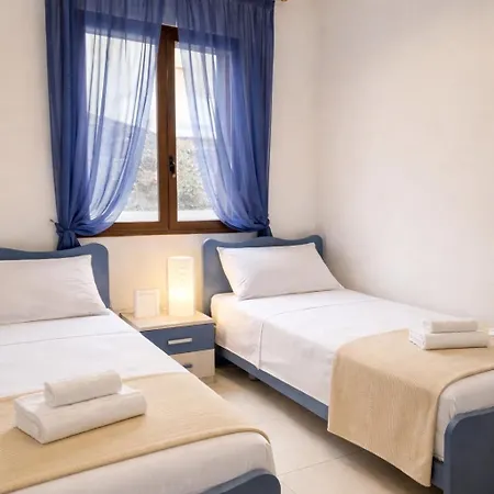 300 Passi Dal Mare, Casa Irma Feriehus *